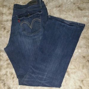 Mid Rise Boot Jeans